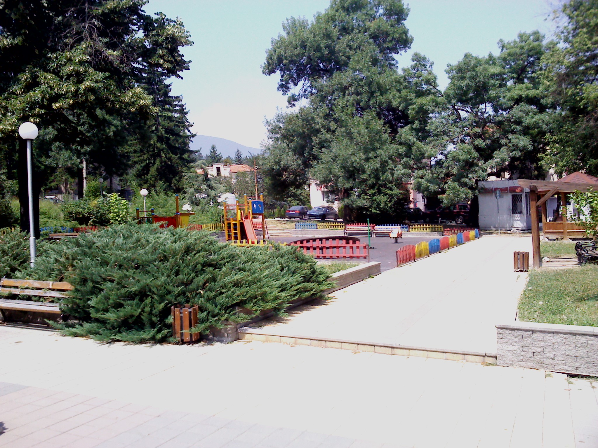 Боров парк